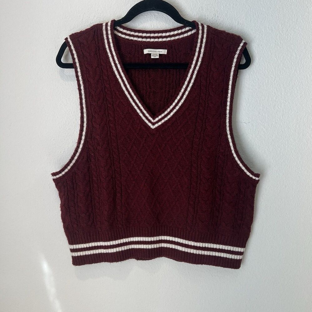American Eagle Cable Knit Sweater Vest Crimson Red White Stripes V-Neck XL